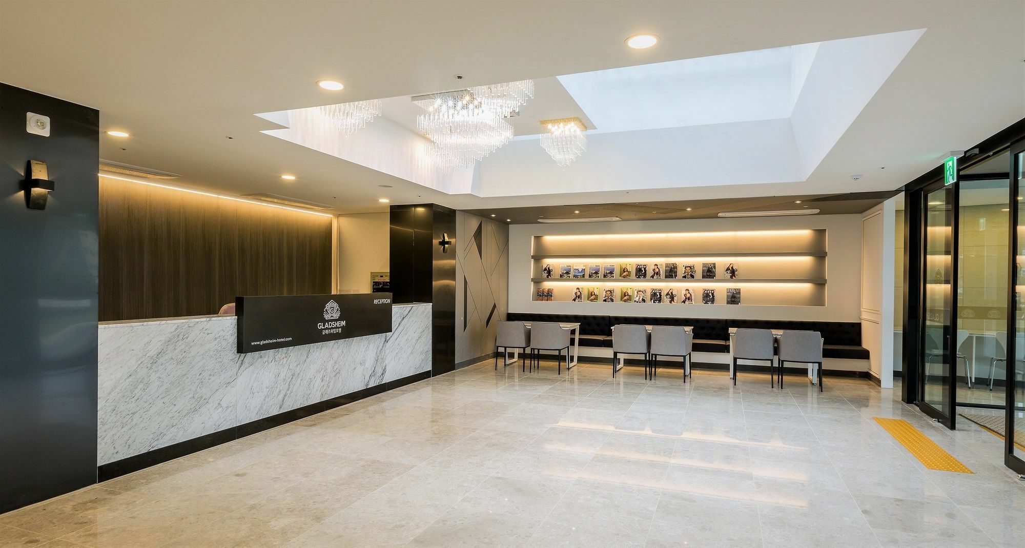 Gladsheim Hotel Seogwipo Exterior foto
